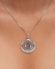 Load image into Gallery viewer, Reversible Medal Necklace
