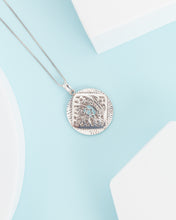 Load image into Gallery viewer, Reversible Medal Necklace
